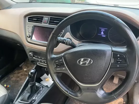 Hyundai i20 for rent in India