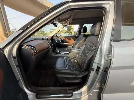 Hyundai Alcazar for rent in India