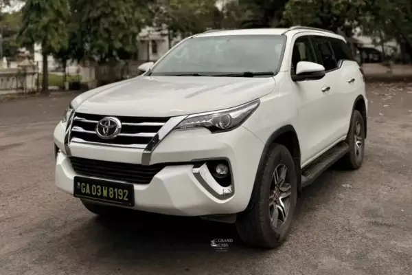 Toyota Fortuner for rent in Calangute