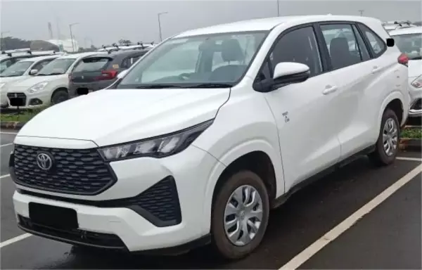 Toyota Innova Hycross for rent in Colvale